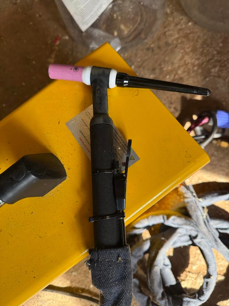 HBM Machines lasapparaat, Ophalen, Gebruikt, 150 tot 250 ampère, Tig