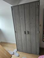 Grote houten kledingkast met deuren, Ophalen, Gebruikt, 100 tot 150 cm, Teakhout