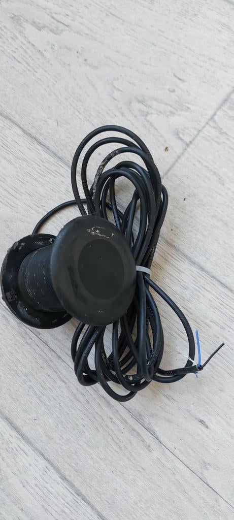 Airmar P19 depth transducer 3 draden.., Ophalen of Verzenden, Zo goed als nieuw, Kabel of Apparatuur