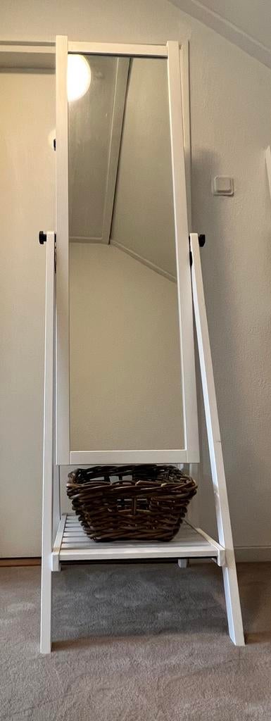 IKEA ISFJORDEN staande spiegel, Huis en Inrichting, Woonaccessoires | Spiegels, Ophalen, Minder dan 50 cm, Zo goed als nieuw, 150 tot 200 cm