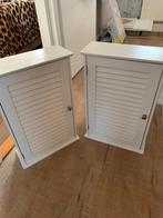2 witte kastjes met louvre deurtjes, Ophalen, Zo goed als nieuw