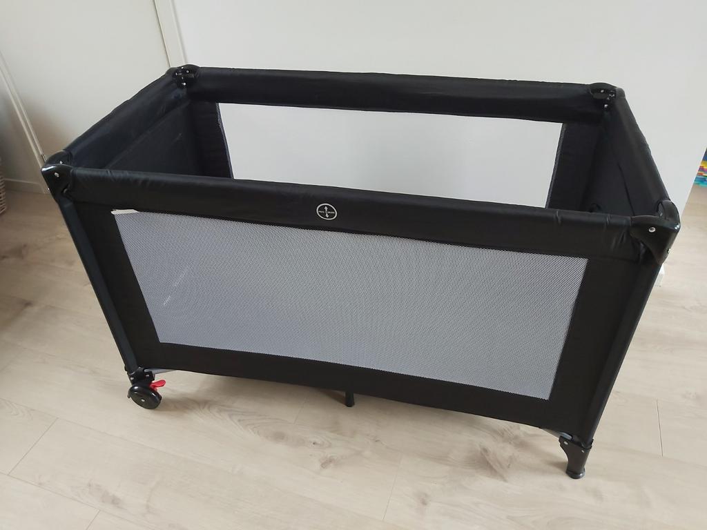 Ding Deluxe Black Campingbedje incl. Bodemverhoger, Kinderen en Baby's, Babywiegjes en Ledikanten, Ophalen of Verzenden, Reisbedje