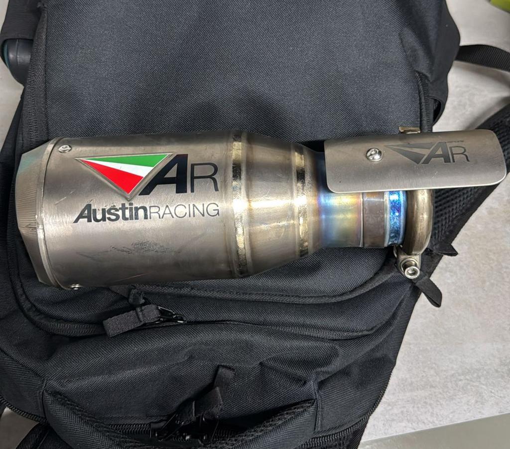 Austin Racing GP1R voor Ktm Superduke gen1, Motoren, Tuning en Styling, Ophalen