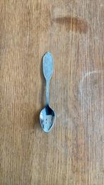 Lepeltje troonwissel Julina/Beatrix 1990, Verzamelen, Koninklijk Huis en Royalty, Verzenden, Nieuw, Nederland, Speld(je) of Lepel(tje)