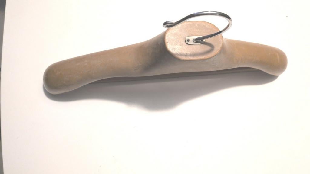 Houten kledinghanger met metalen haak, Antiek en Kunst, Ophalen of Verzenden