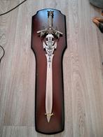 Decoratief Zwaard op Plank - 85-100 cm, Ophalen, Gebruikt