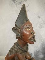 Afrikaans  beeld Yombe uit DR Congo, jaren 60,s, Ophalen
