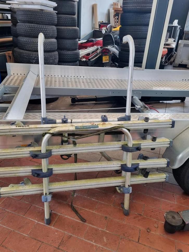 Thule fietsendrager voor op de trekhaak, Auto diversen, Dakdragers, Gebruikt, Ophalen