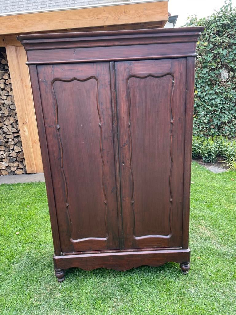 Oude houten kast, Ophalen