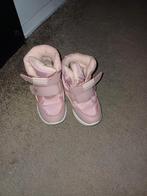Lichtroze baby laarsjes maat 25 - Nieuw, Kinderen en Baby's, Babykleding | Schoentjes en Sokjes, Meisje, Laarsjes, Nieuw, Ophalen of Verzenden