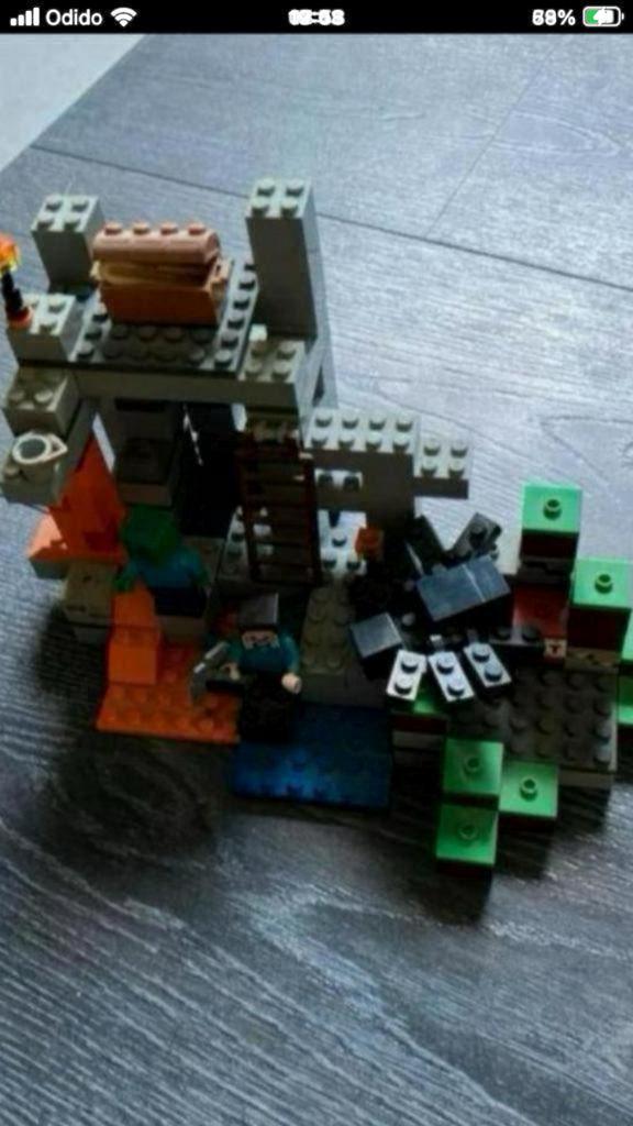 Lego minicraft setje num 21113, Ophalen of Verzenden, Zo goed als nieuw