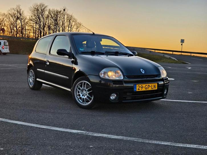 Renault Clio 2.0 16V Sport 172PK Zwart, Auto's, Renault, Particulier, Clio, Benzine, E, Hatchback, Handgeschakeld, Origineel Nederlands