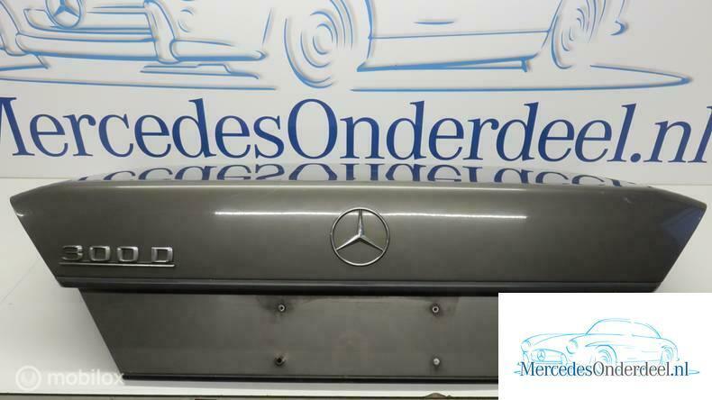 W124 Sedan Kofferdeksel kofferklep A1247502275 172, Gebruikt, Achterklep, Ophalen of Verzenden