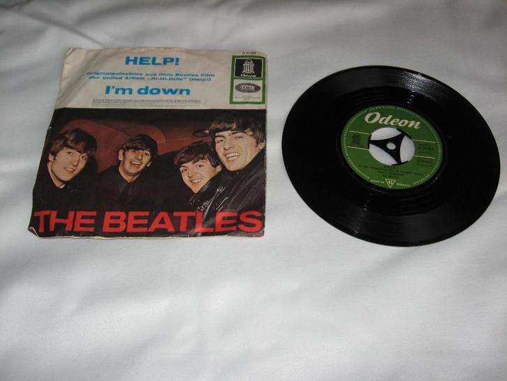 singel THE BEATLES ( Duitse versie ) A HELP, Cd's en Dvd's, Vinyl | Pop, Zo goed als nieuw, 1960 tot 1980, Overige formaten, Ophalen of Verzenden