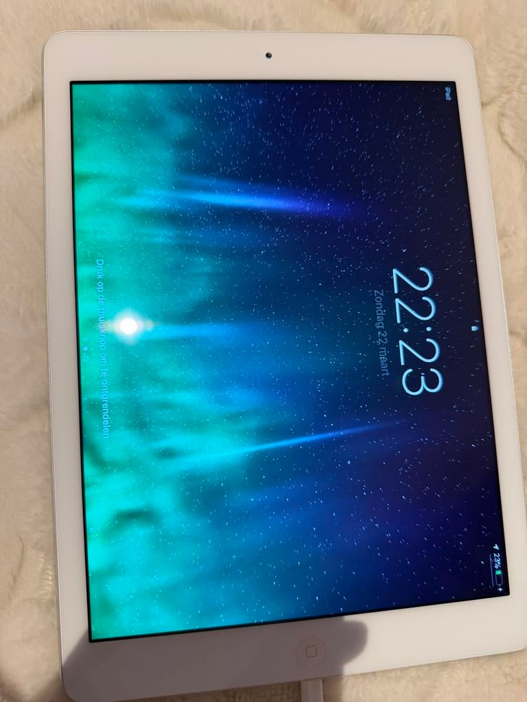 Ipad Air 9,7 inch, Computers en Software, Apple iPads, 10 inch, Gebruikt, 32 GB, Wit