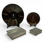 Lot gehamerde objecten, Amsterdamse School, Antiek en Kunst, Ophalen of Verzenden