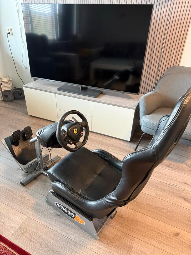 Playseat met Ferrari stuur en F1 2021 PS5 game, Spelcomputers en Games, Games | Sony PlayStation 5, Gebruikt, Ophalen of Verzenden