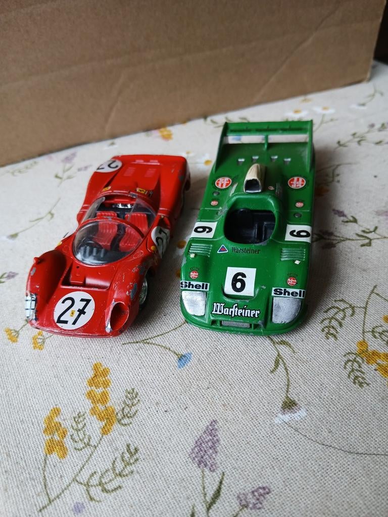 2x le mans  racers. Ferrari en Porsche 936, Hobby en Vrije tijd, Ophalen of Verzenden, Gebruikt, Auto, Overige merken