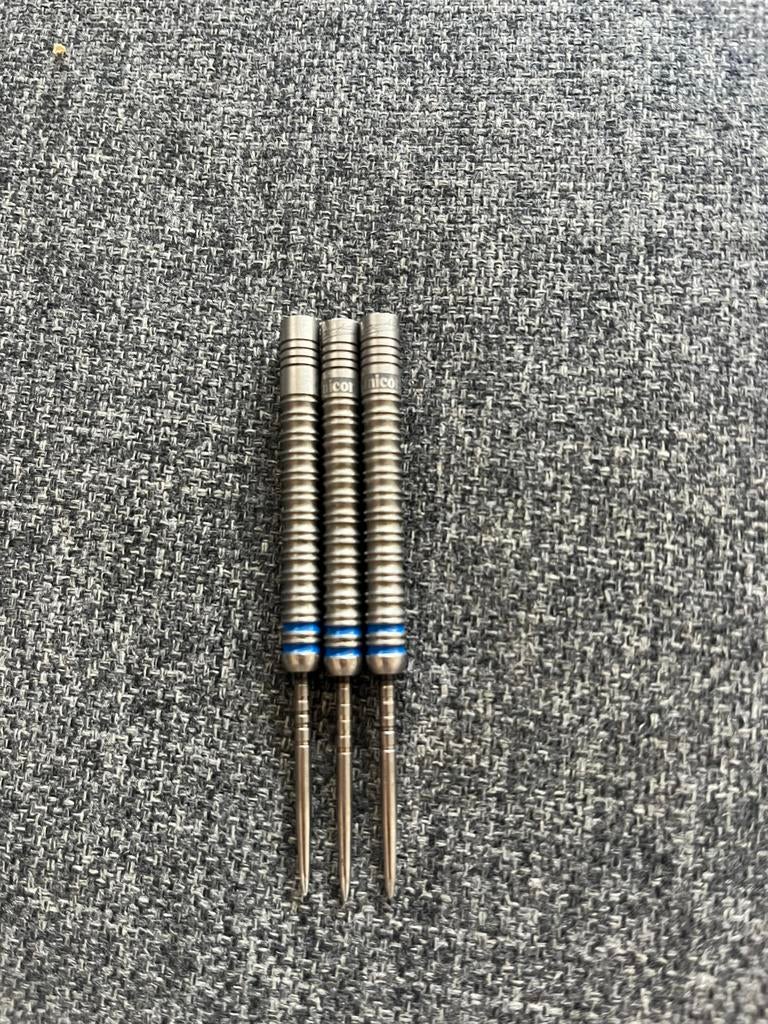 Gary anderson phase 3 wc edition. 21g, Ophalen of Verzenden, Zo goed als nieuw, Pijlen