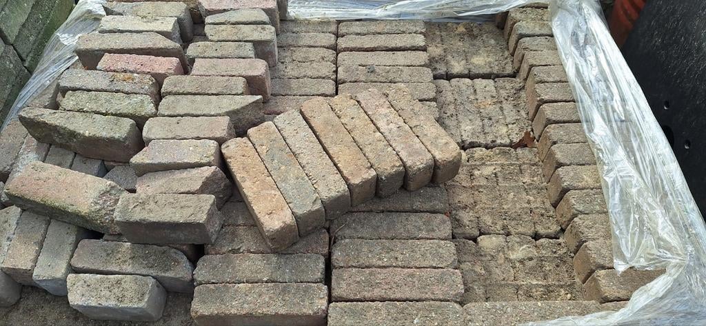 Betonklinkers Waalformaat, Tuin en Terras, Ophalen, Gebruikt, Overige materialen