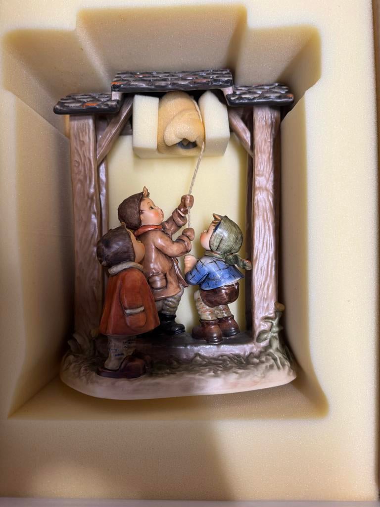 Hummel 487 Let's See The World - Nieuw in doos, zeldzaam, Ophalen, Nieuw, Hummel