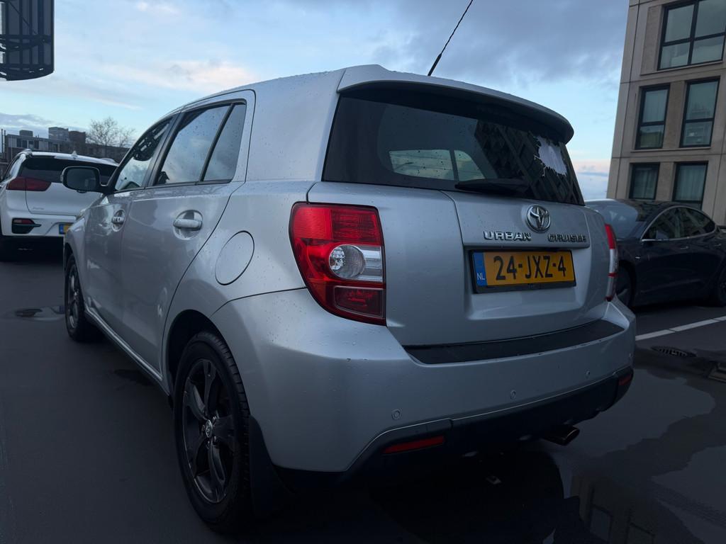 Toyota Urban Cruiser 1.3 VVT-i Dynamic Clima PDC LMV Keyless, Auto's, Voorwielaandrijving, 101 pk, Gebruikt, 49 €/maand