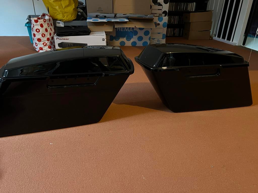 Originele Harley-Davidson Touring Koffers - Glanzend Zwart, Ophalen, Gebruikt