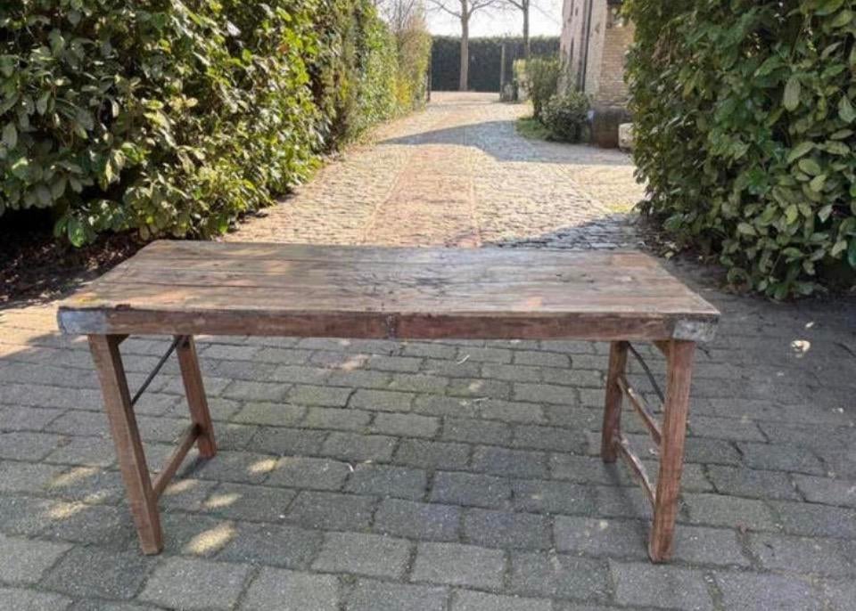 Oude markttafels uit India. Inklapbaar, Ophalen