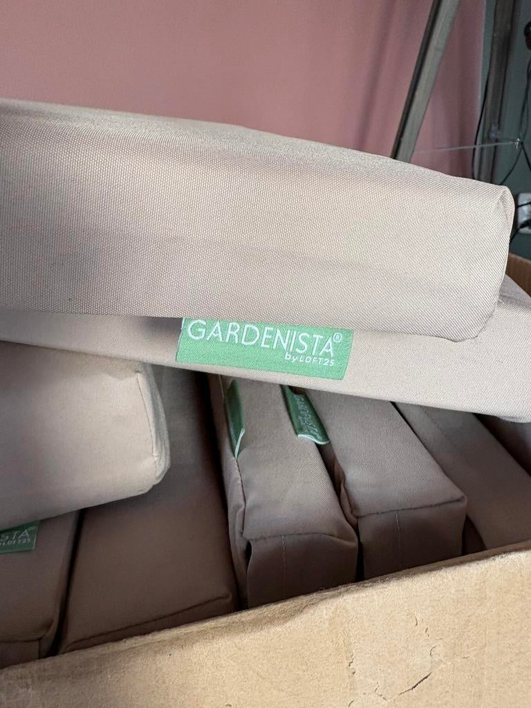 Nieuwe tuinstoelkussens Gardenista, Ophalen, Nieuw