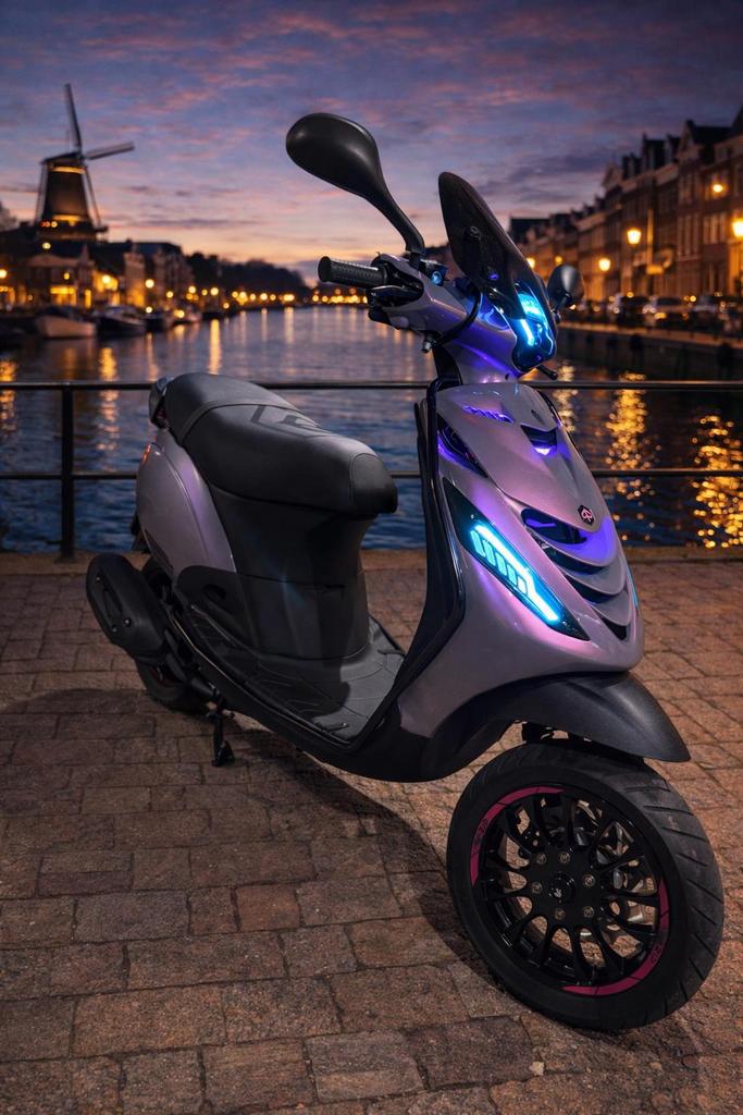 Piaggio Zip Sp-line IGET E5, Fietsen en Brommers, Snorfietsen en Snorscooters, Piaggio, Tweewielers Eindhoven, Tweewielers Eindhoven