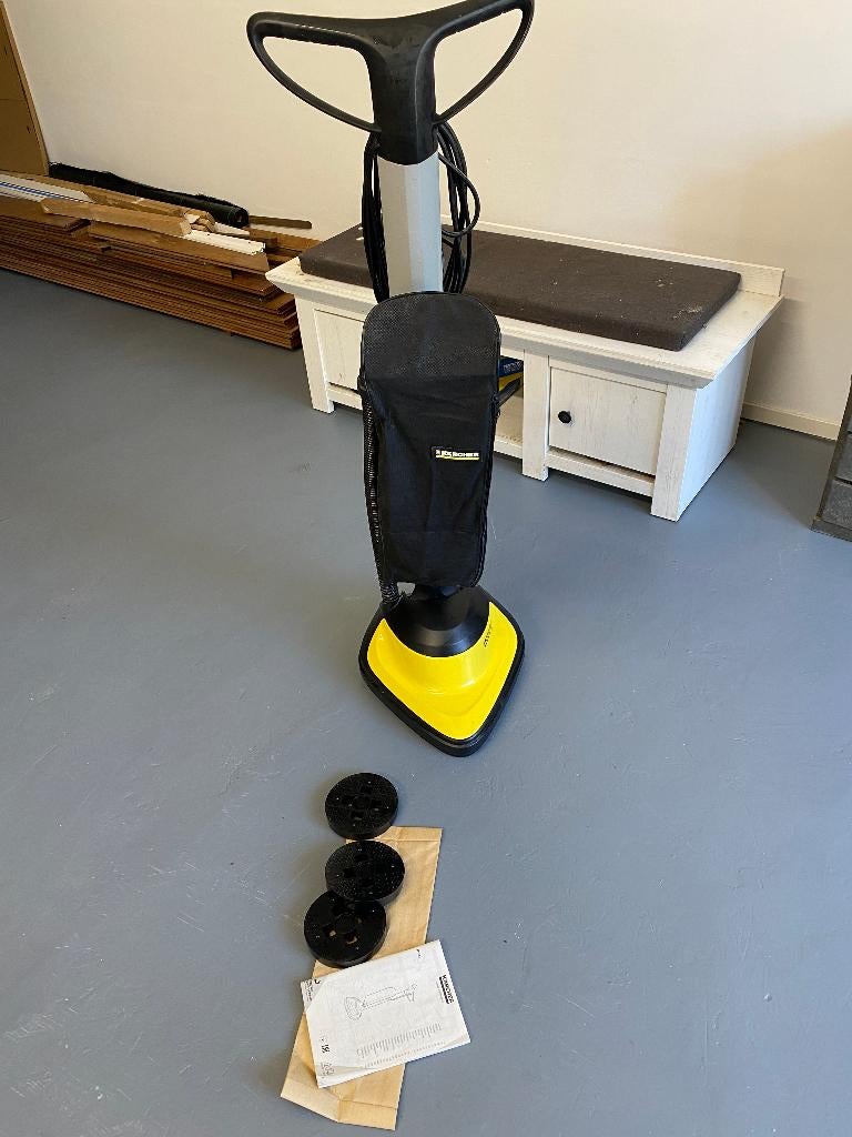 Kärcher boenmachine 3-schijfs FP303, Schoonmaken