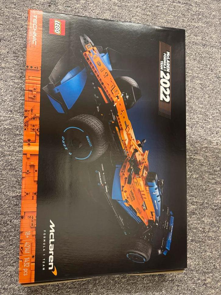 LEGO Technic McLaren Formule 1 Team 2022 met Pirelli banden, Hobby en Vrije tijd, Modelbouw | Auto's en Voertuigen, Nieuw, Auto
