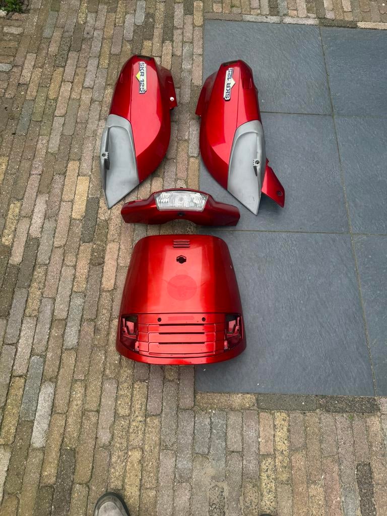Piaggio skipper 125cc kappen rood, Ophalen of Verzenden