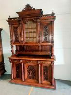 Antieke Franse buffetkast, Ophalen