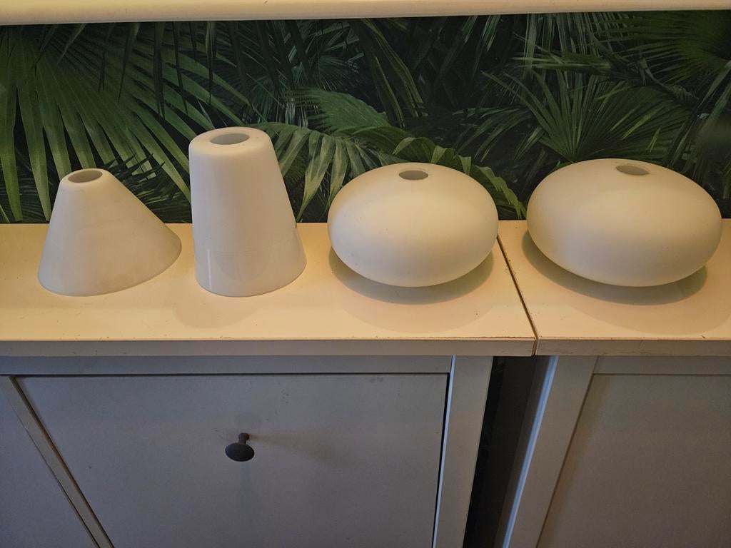 Vintage lampenkapjes glas, Huis en Inrichting, Lampen | Lampenkappen, Ophalen, Rond, Minder dan 25 cm