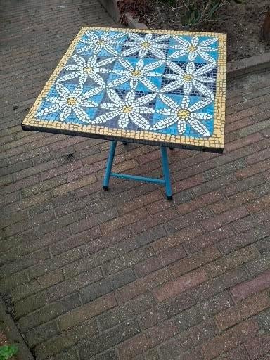 tafeltje inklapbaar, Minder dan 55 cm, Metaal of Aluminium, Vierkant, Zo goed als nieuw