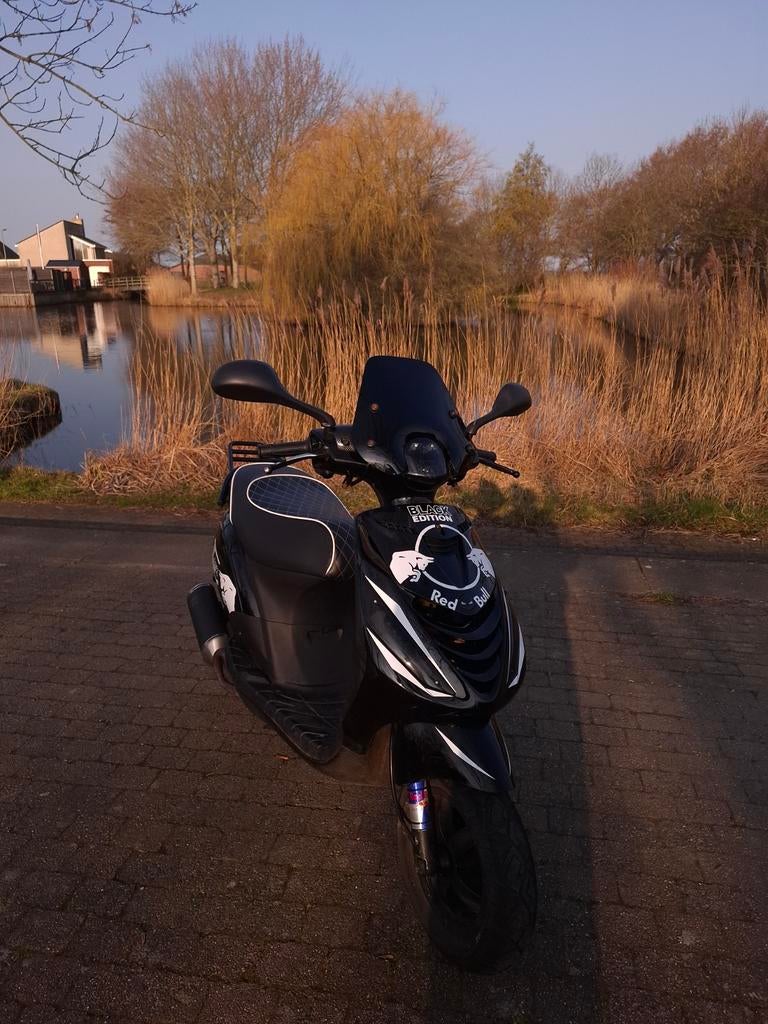 Piaggio Zip 4takt 50cc, Ophalen, Zip, Zo goed als nieuw, Benzine