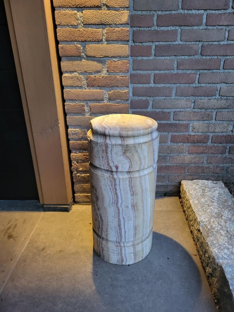 Zware sokkel, Ophalen