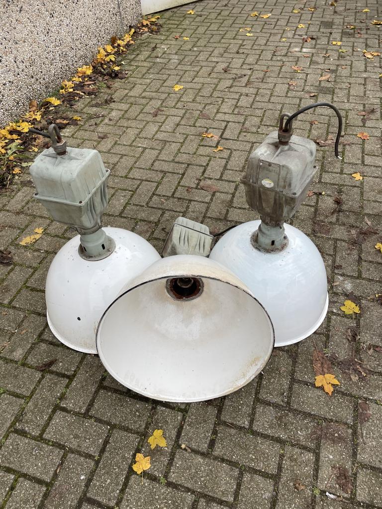 Set van 6 emaille- industriële lampen, La belle porte, Jurgen.hoogenboezem@gmail.com, Zo goed als nieuw, Nieuwstraat 1c, 6271 AX Gulpen