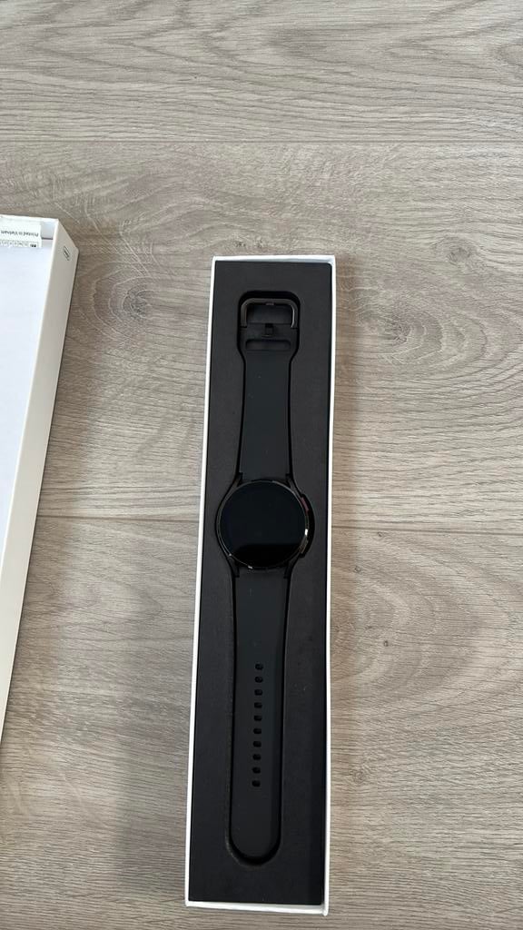 Samsung galaxy watch 4, Ophalen of Verzenden, Zo goed als nieuw, Zwart, Android