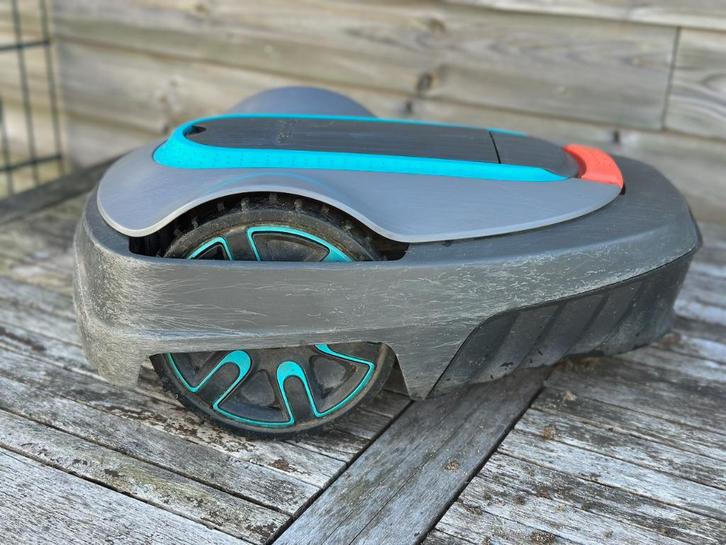 Robot grasmaaier, Tuin en Terras, Robotmaaiers, Gebruikt, Minder dan 20 cm, Met regensensor, Bestuurbaar via app, Ophalen