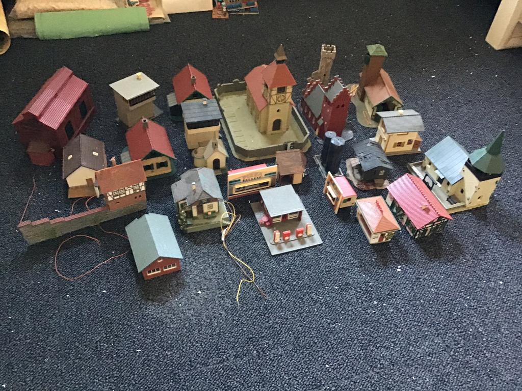 Diverse modelbouw huisjes - 2, Ophalen of Verzenden, Gebruikt, Brug, Tunnel of Gebouw, Overige merken