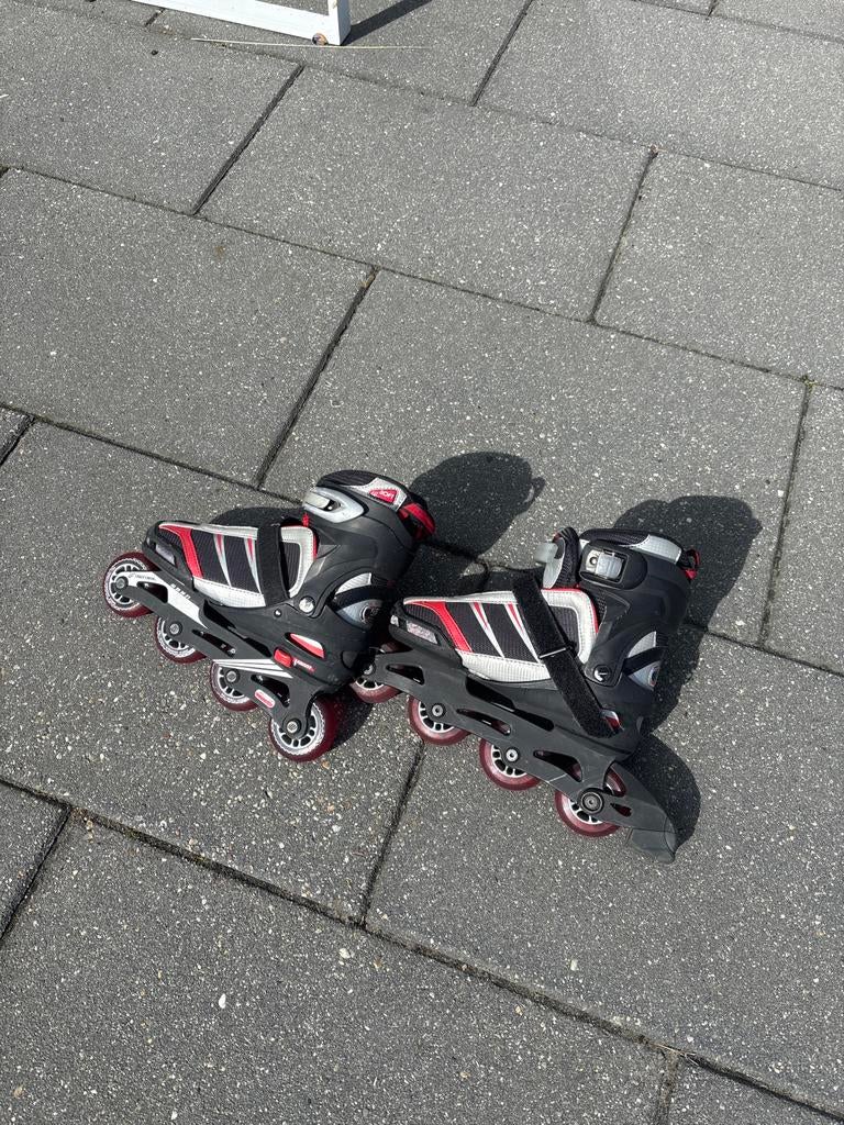 Verstelbare skeelers maat 37-40, Sport en Fitness, Skeelers, Kinderen, Inline skates 4 wielen, Ophalen, Overige merken