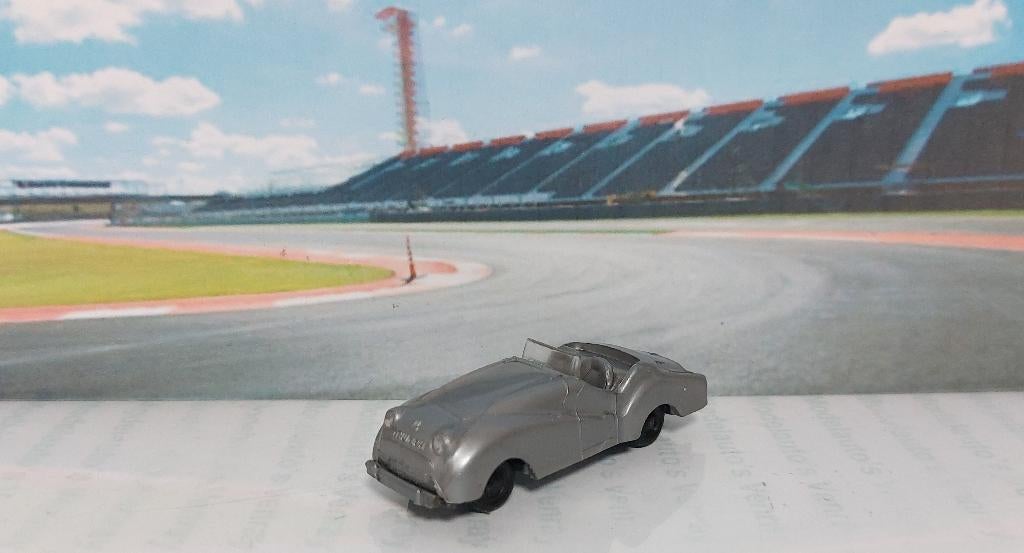 1:72 Triumph TR3 Roadster 1955; Cadum Pax, Ophalen of Verzenden, Gebruikt, Auto