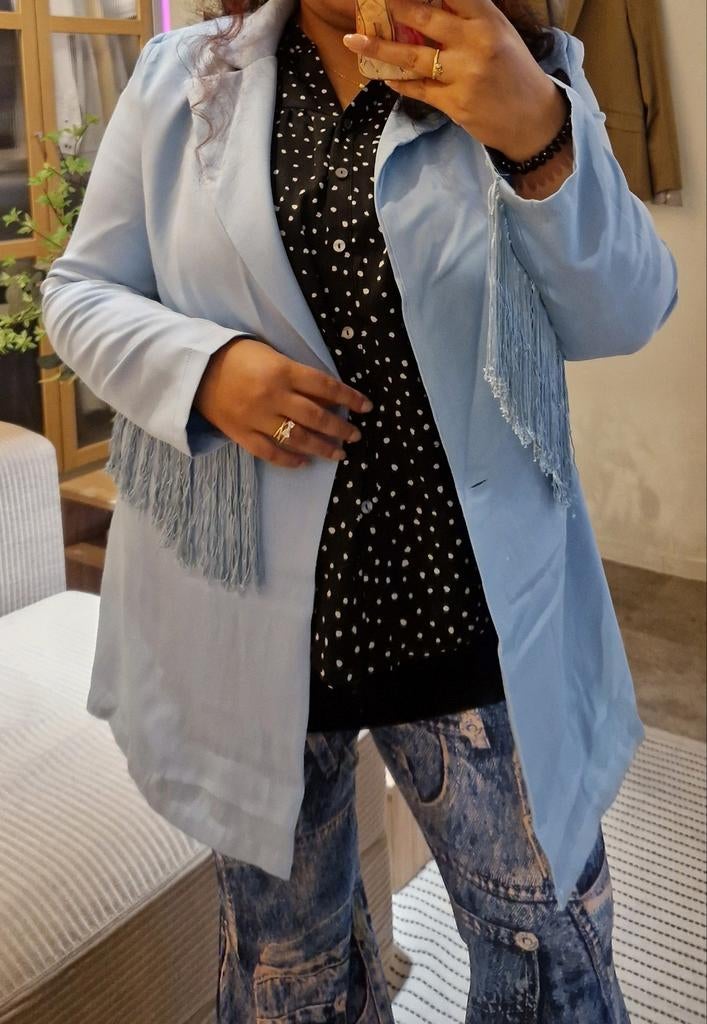 Lichtblauwe blazer jasje met franjes maat L, Ophalen of Verzenden, Zo goed als nieuw, Maat 42/44 (L), Blauw