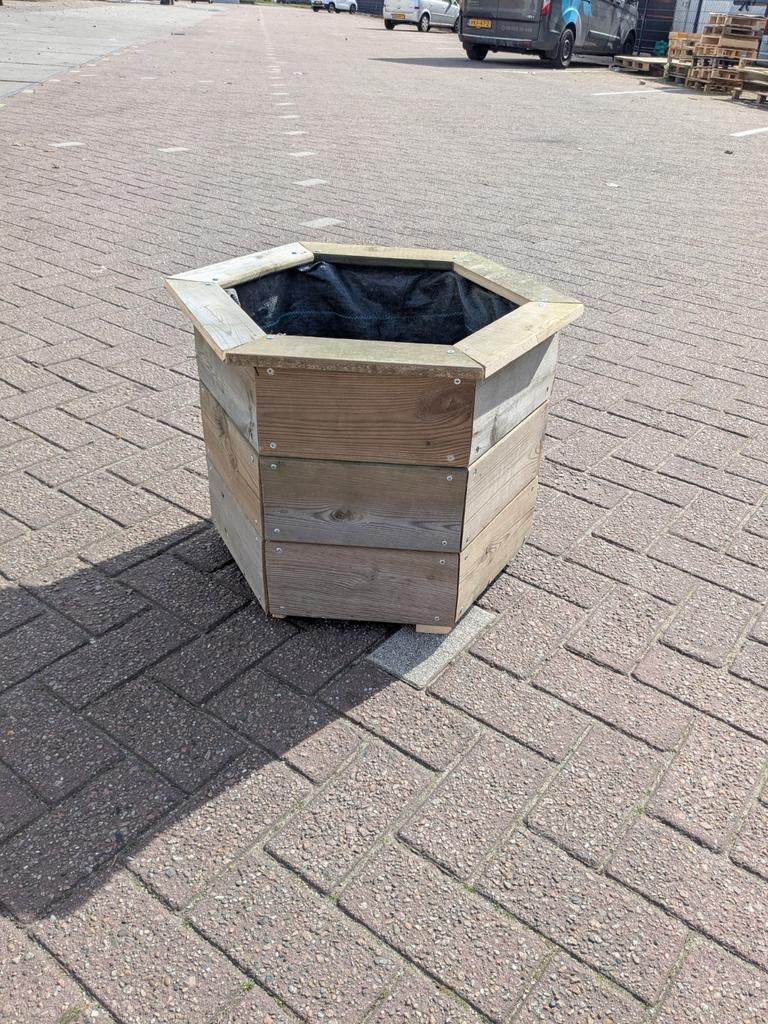 Zeshoekige plantenbak van resthout, Ophalen, Rechthoekig, Hout