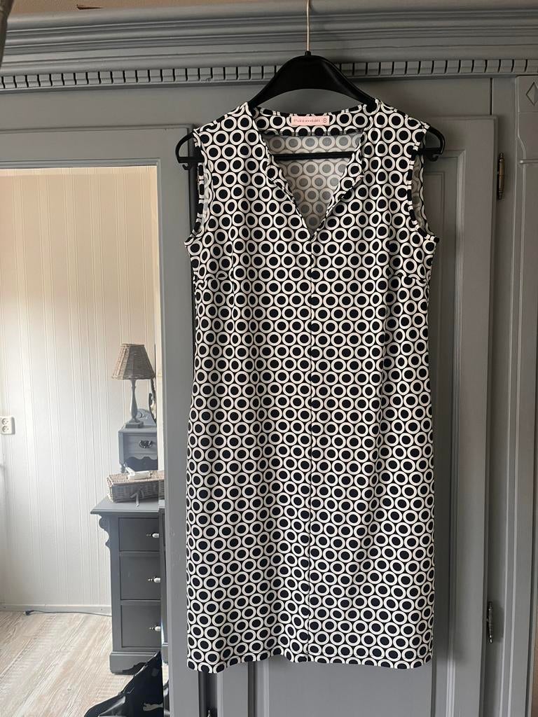 Zgan Studio Anneloes Simplicity jurkje maat M, Kleding | Dames, Maat 38/40 (M), Zwart, Ophalen of Verzenden, Zo goed als nieuw