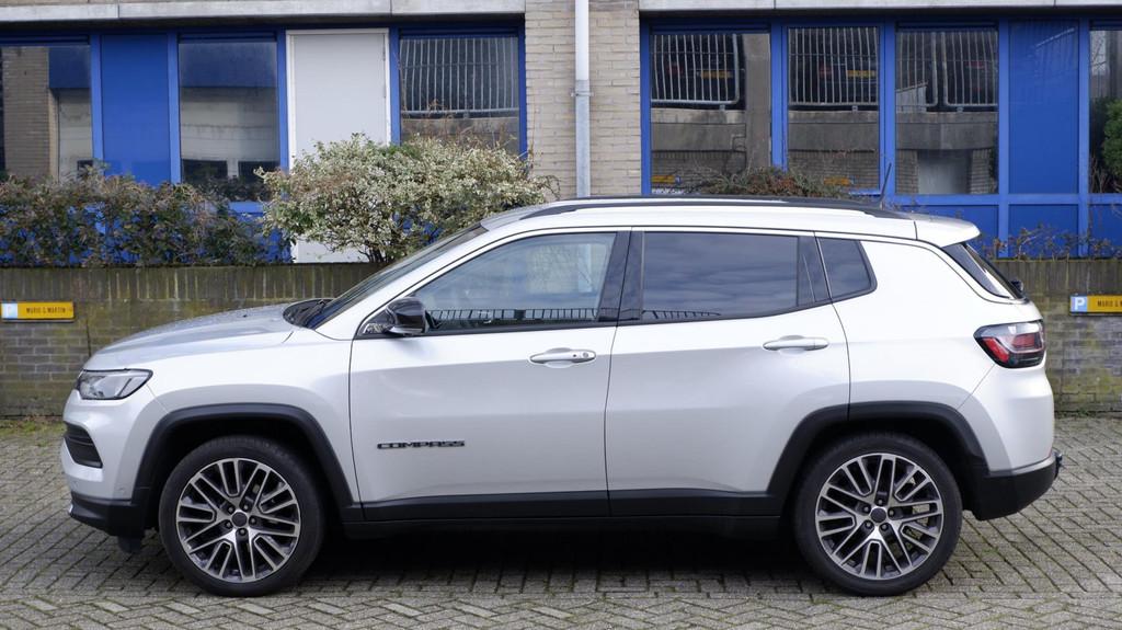 Jeep Compass 1.3T Limited incl. BTW, Auto's, Jeep, Voorwielaandrijving, 4 cilinders, Leder en Stof, Handgeschakeld