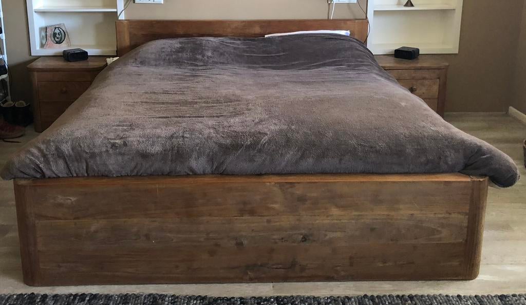 Driftwood ledikant inclusief twee nachtkastjes en commode., Huis en Inrichting, Slaapkamer | Complete slaapkamers, Ophalen, Gebruikt