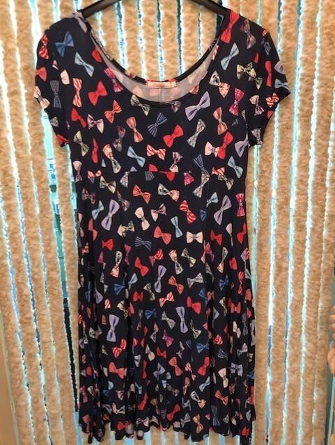 V) b34 realize blauwe jurk met gekleurde strikje maat xl, Kleding | Dames, Jurken, Maat 46/48 (XL) of groter, Zo goed als nieuw